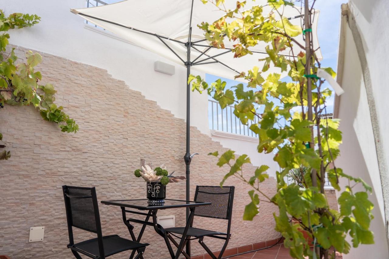 Wineart House, Terracielo Indipendente Nel Centro Di Monopoli Apartamento Exterior foto