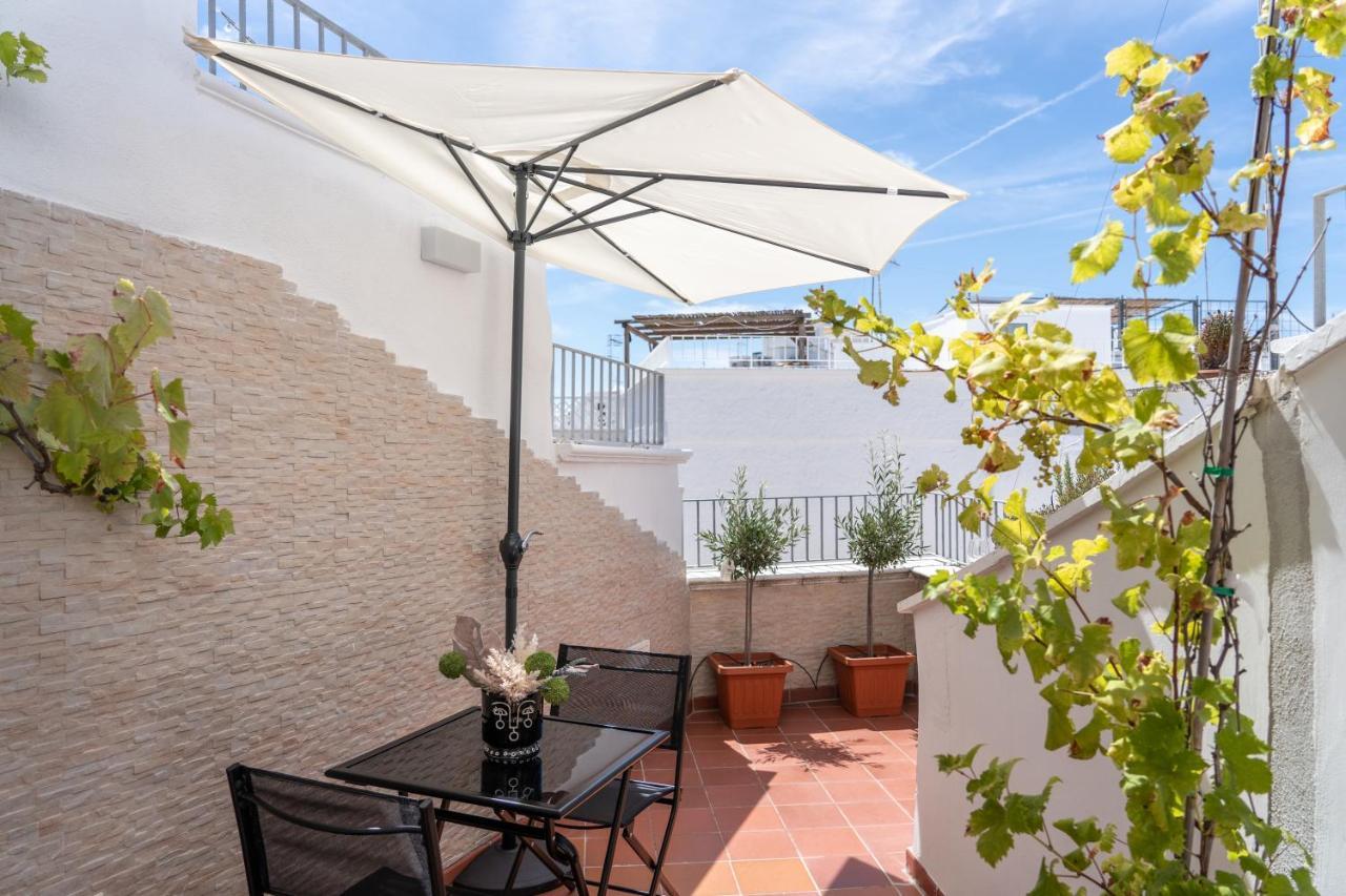 Wineart House, Terracielo Indipendente Nel Centro Di Monopoli Apartamento Exterior foto
