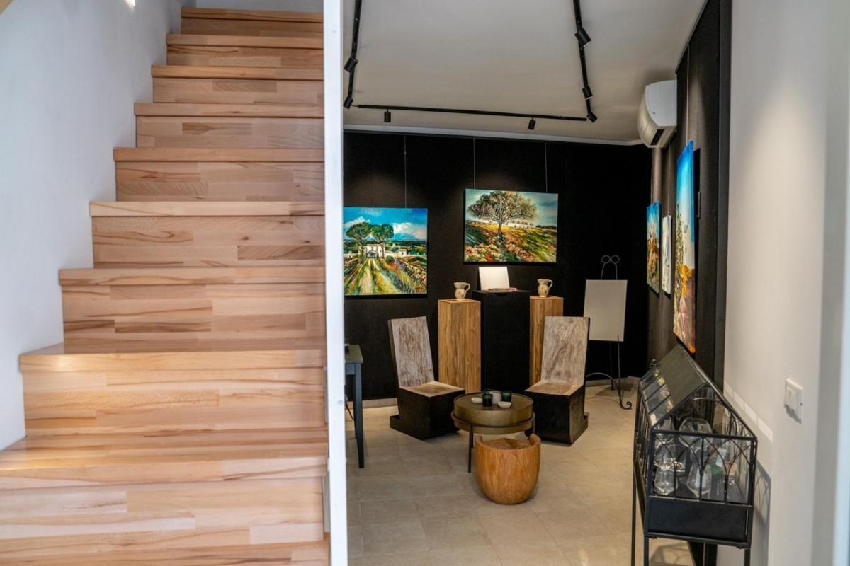 Wineart House, Terracielo Indipendente Nel Centro Di Monopoli Apartamento Exterior foto